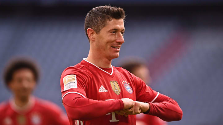 Man Metropolis and Chelsea are about to put in writing Lewandowski