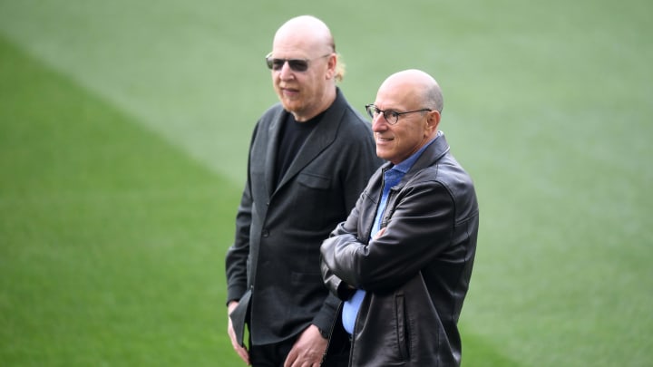 Man Utd co-chairman Joe Glazer responds to fan letters