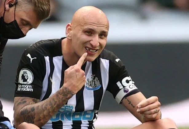 Maxaa Ku Dhaafay Oo Caawa Ka Dhacay Horyaalka Premier League? – Xiddig