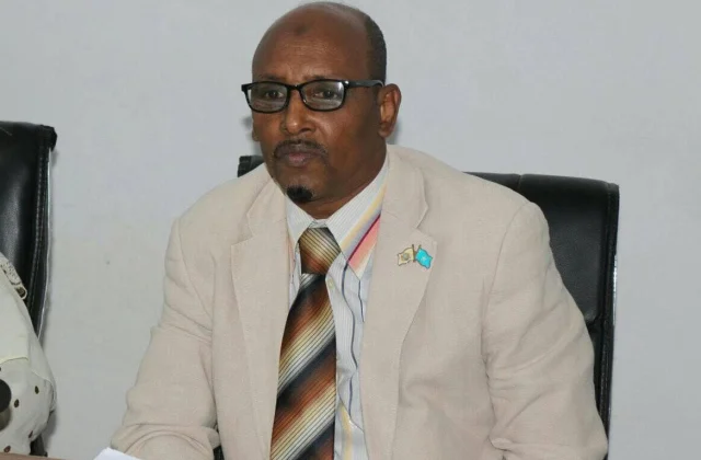 Maxaa bedelay go’aankii uu Jeesow ku kordhiyay muddadiisa?  – Axadle