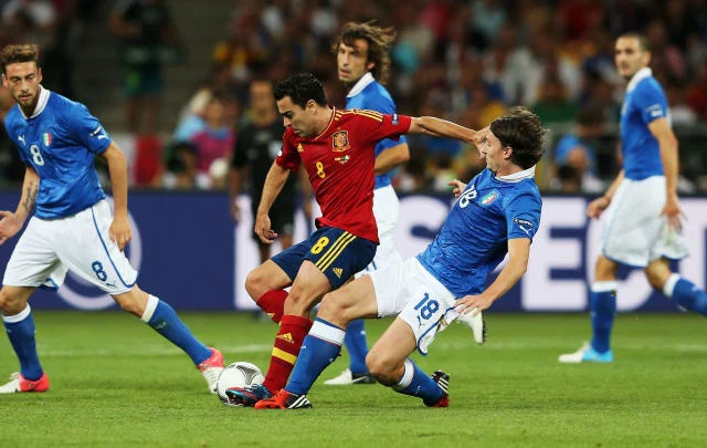 Memorable EURO playmaker performances: Zidane, Pirlo, Xavi