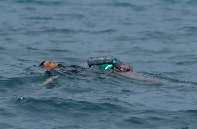 Moroccan boy who swam to Spain “preferred to die”.