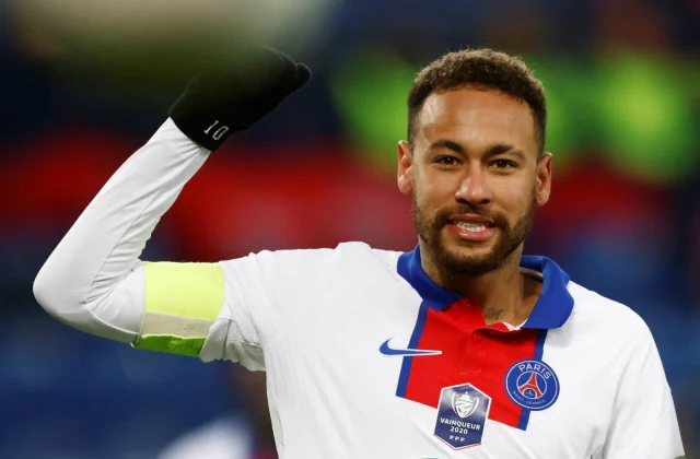 Neymar Oo Laga Ganaaxay Finalka Coupe de France Iyo Koobkii Ay PSG Ugu