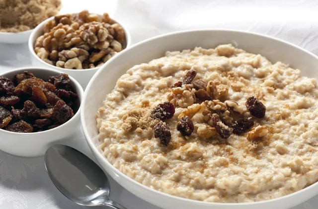 One Main Facet Impact of Consuming Too A lot Oatmeal, Says Science