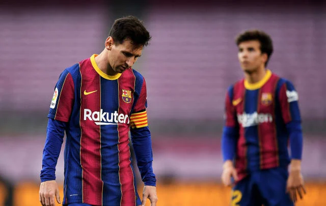 Participant score when Blaugrana bends out of the title