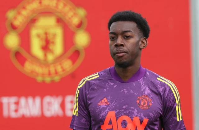 RASMI: Manchester United Oo Shaacisay Liiska Xiddigaheeda Kulanka Roma