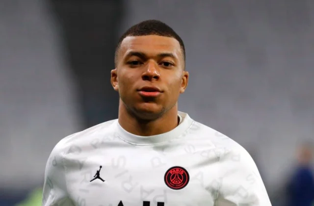 RASMI: PSG Oo Ku Dhawaaqday Liiska Xiddigaha Kooxdeeda Ee Kulanka Man