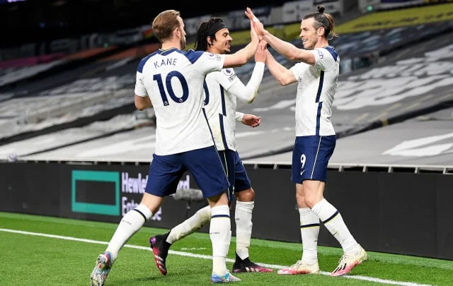 Sturdy midfield helps Gareth Bale and Spurs to victory