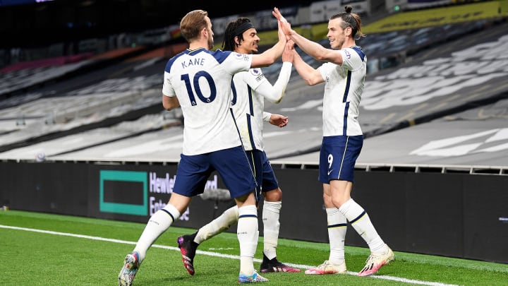 Sturdy midfield helps Gareth Bale and Spurs to victory