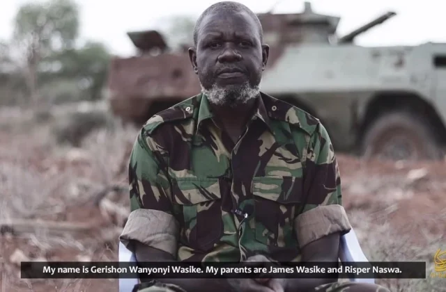Sawirro: Askari Kenyan ah oo u afduuban Al-Shabaab oo farrii…