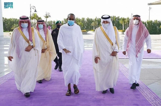 Sawirro: Rooble oo gaaray Jeddah + Ujeedada qarsoon ee safarkiisa – Axadle