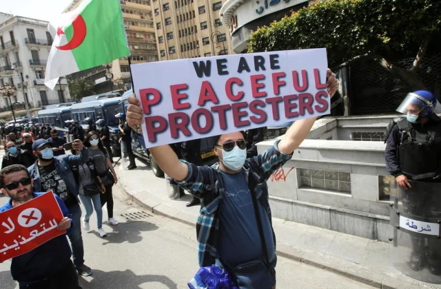 Safety turns the screw in Algeria in opposition to