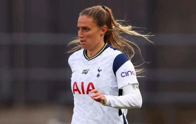 Shelina Zadorsky indicators new contract with Tottenham