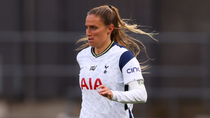 Shelina Zadorsky indicators new contract with Tottenham