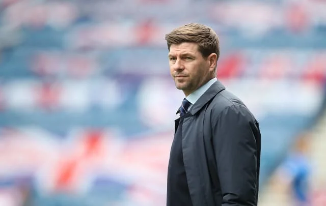 Steven Gerrard discusses phone conversations with Sir Alex Ferguson