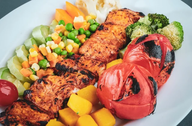The #1 Greatest Food plan to Decrease Ldl cholesterol, In keeping with a Dietitian