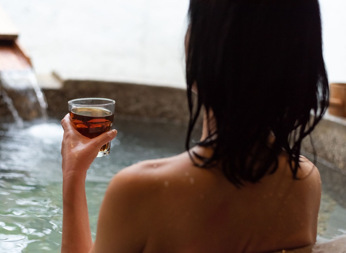 The One Hack Everybody Is Making an attempt With Tea