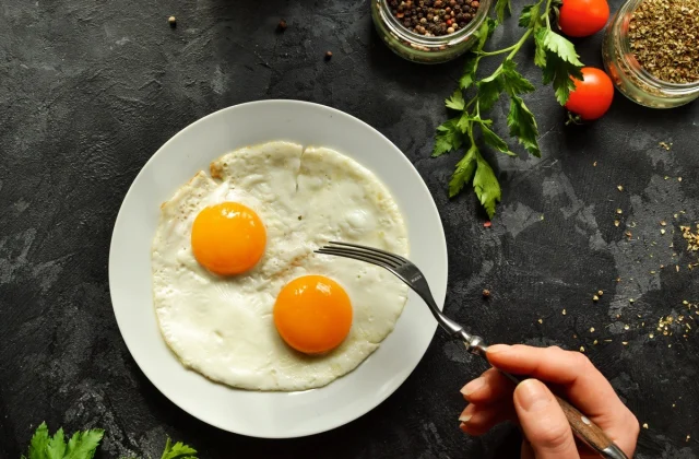 The Incorrect Quantity of Protein to Eat Each Day, Says Dietitian
