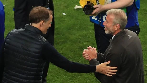 Thomas Tuchel Oo Daboolka Ka Qaaday Ballan-qaad Uu Mulkiilaha Chelsea