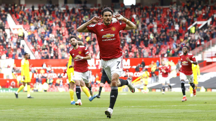 Twitter reacts when Edinson Cavani scores Man Utd