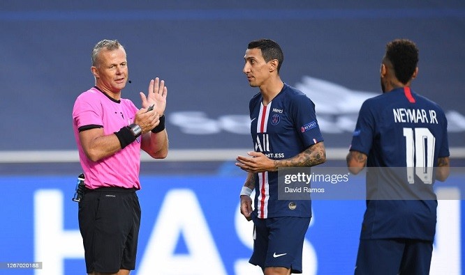 Waa Kuma Garsooraha Lavatory Doortay Kulanka Adag Ee Man Metropolis vs PSG?