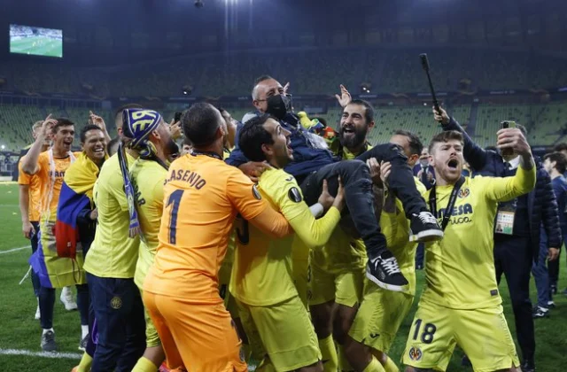 Waa Kuma Xiddiga Villarreal Ka Tirsan Ee Guushii Man United Ay Ka