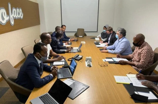 Wararkii ugu dambeeyay ee ingiriisiga ah ee Muqdisho – Axadle
