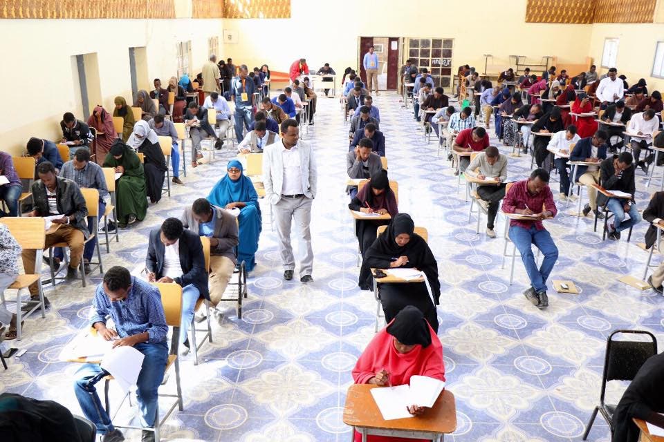 Xog: 130 ka mid ah ardayda Muqdisho oo halis ugu jira inay i…