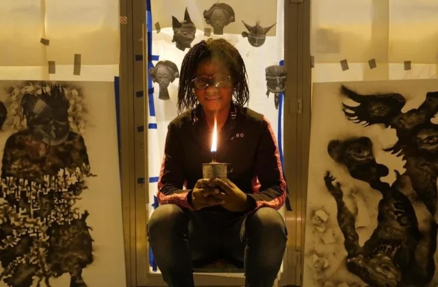 an exhibition undertaking in Kinshasa to do
