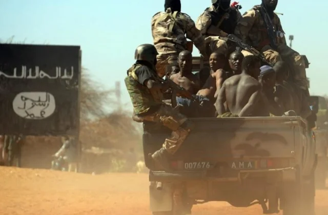 suspected jihadists amputate three males