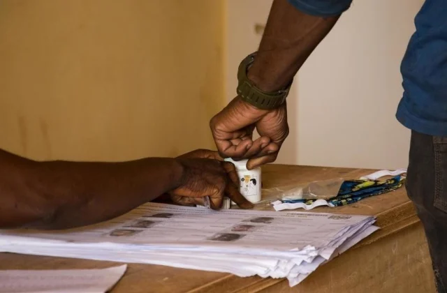 the third round of legislative elections is
