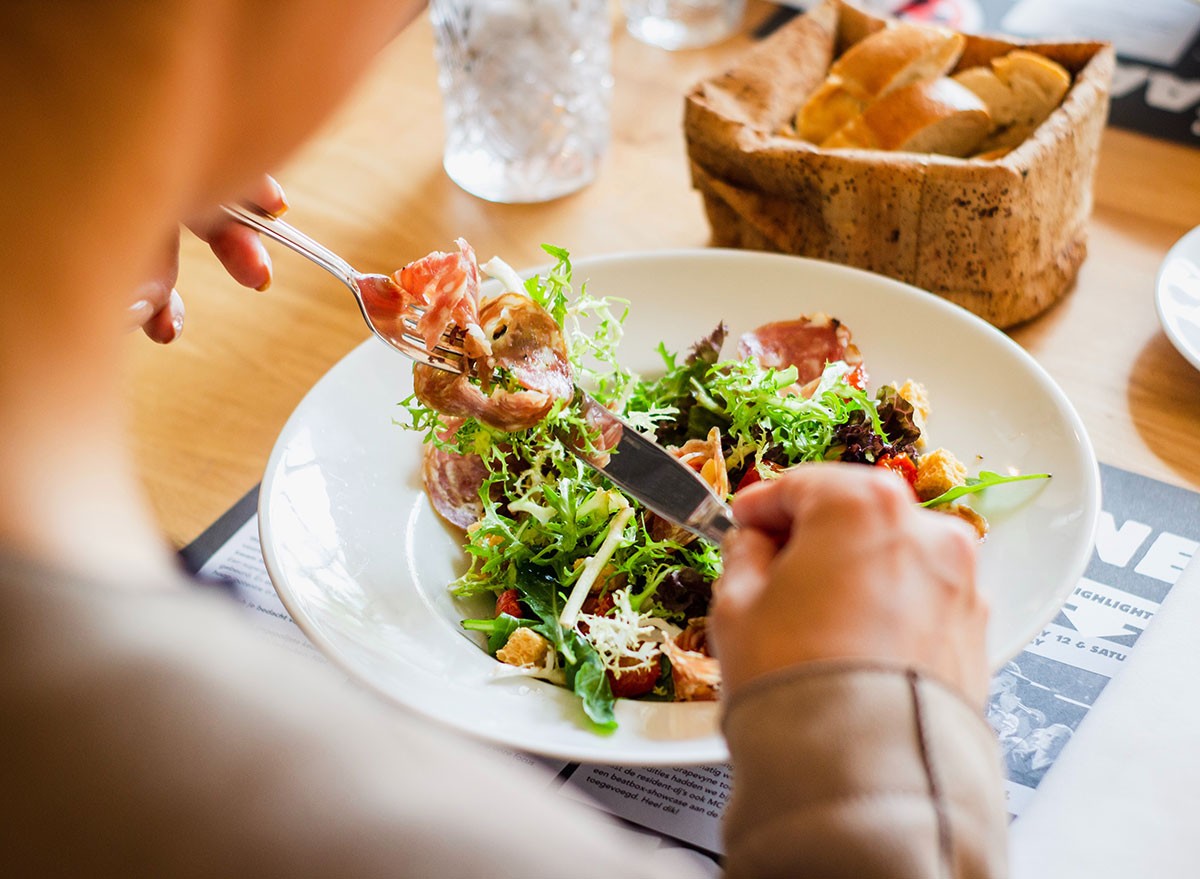 Ways Intuitive Eating Can Help You Lose Weight, Say Dietitians