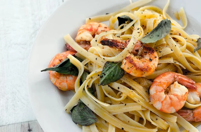 10 Weight Loss Dinners That Actually Satisfy, Say Dietitians
