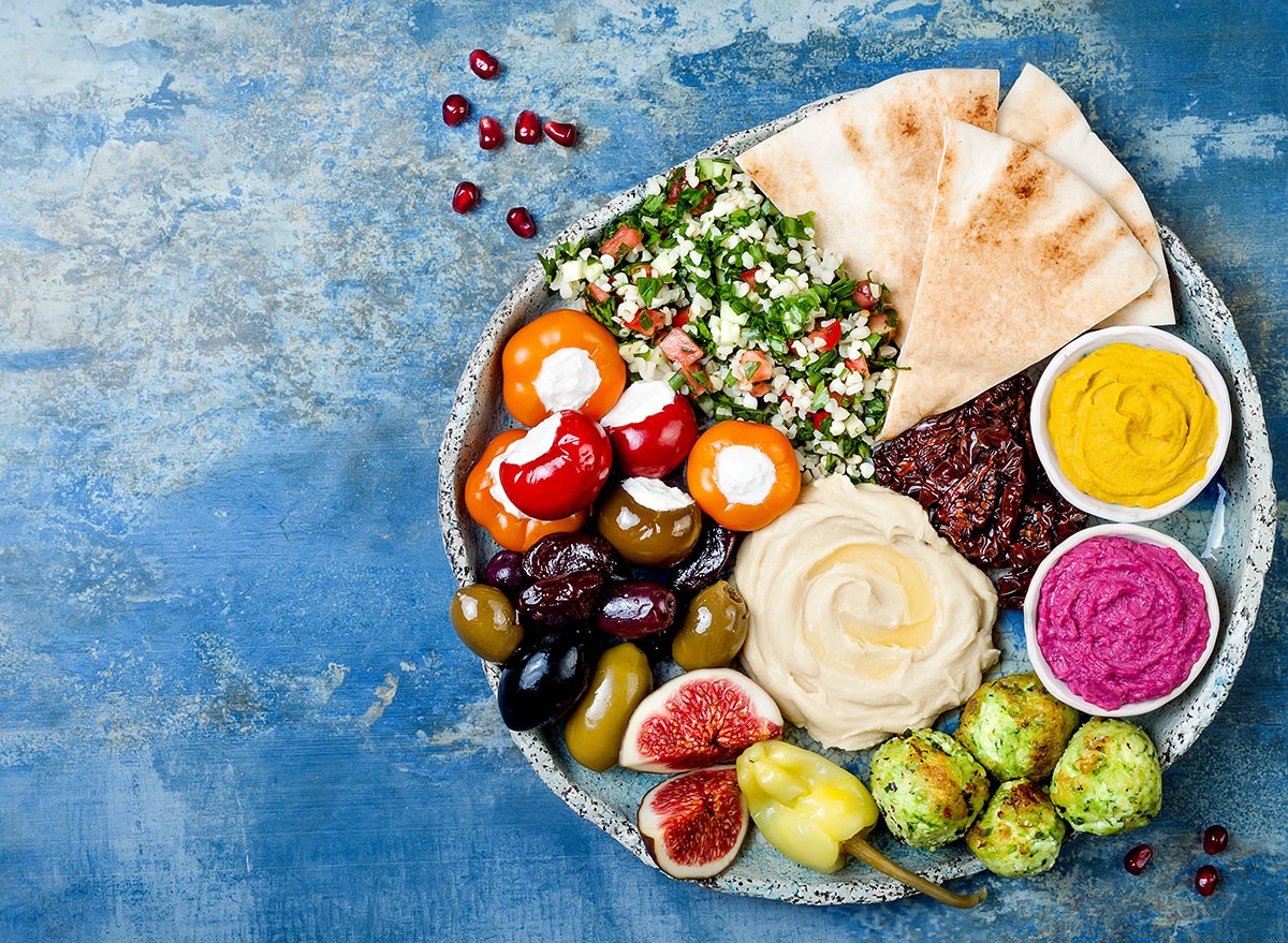 What Happens to Your Body On the Mediterranean Diet