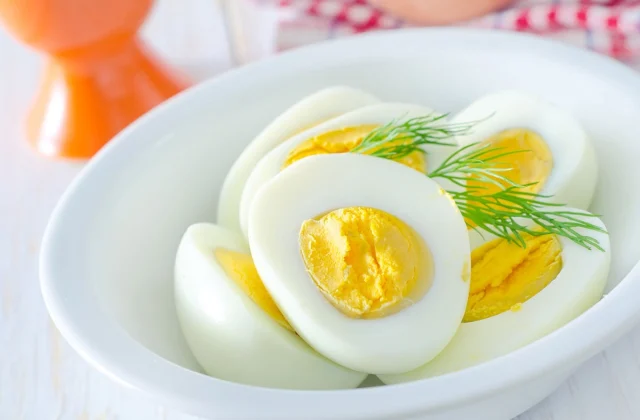 Ways Eating Eggs Can Help You Lose Weight, Say Dietitians