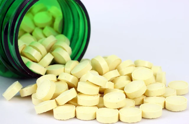 Best Supplements to Take Every Day, According a Dietitian