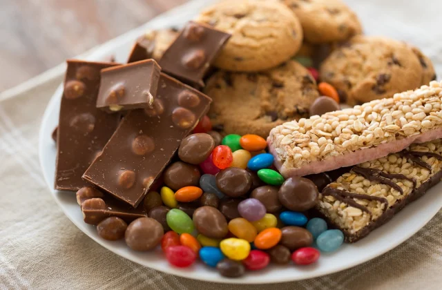One Major Side Effect of Eating Too Much Added Sugar, Says New