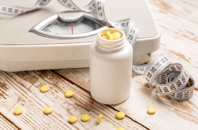Surprising Side Effects of Taking Weight Loss Supplements, Says