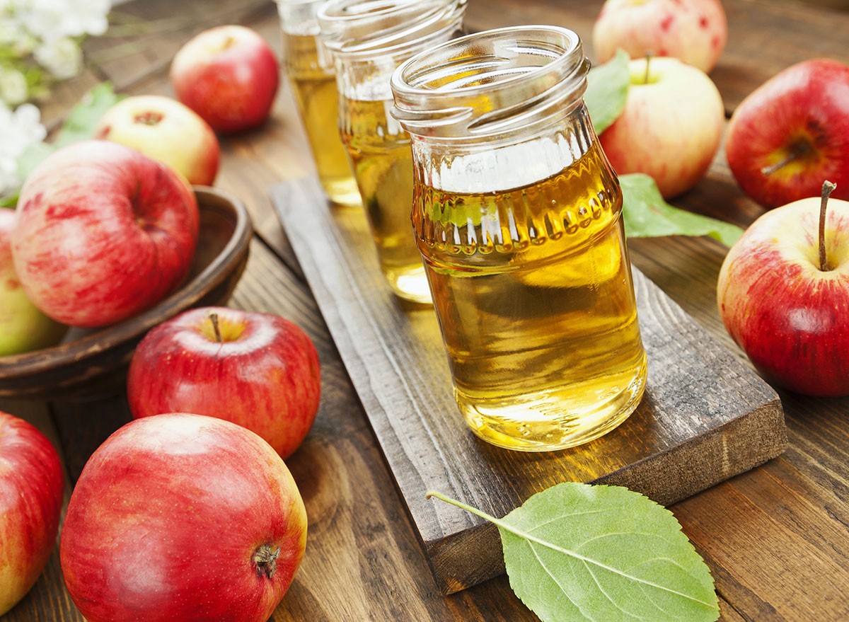 One Major Effect of Drinking Apple Juice, New Study Says