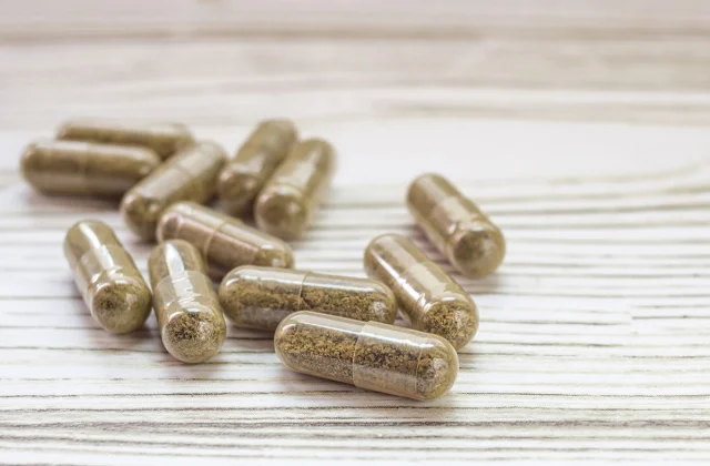 Finest Dietary supplements to Take Earlier than Mattress, In accordance with Dietitians
