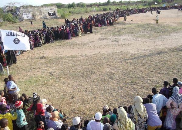 Al-Shabaab oo toogasho ku fulisay ‘nin dilay hooyadiis iyo w…