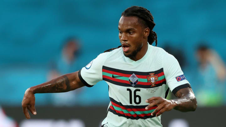 Arsenal transfer news: Renato Sanches awaits “invitation”