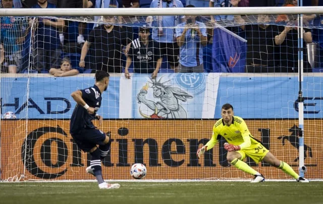 Bruce Arena praises Matt Turner for remarkable achievements