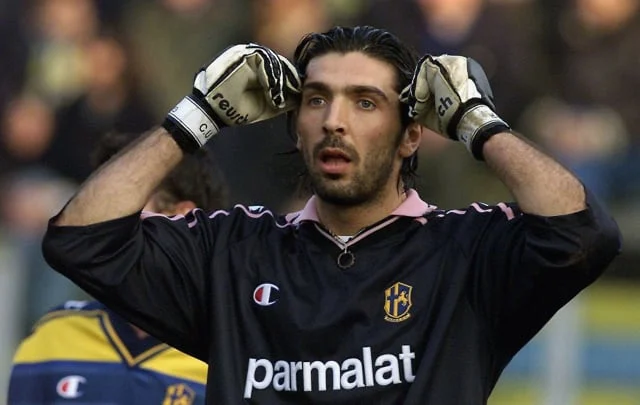 Buffon signs again for Parma