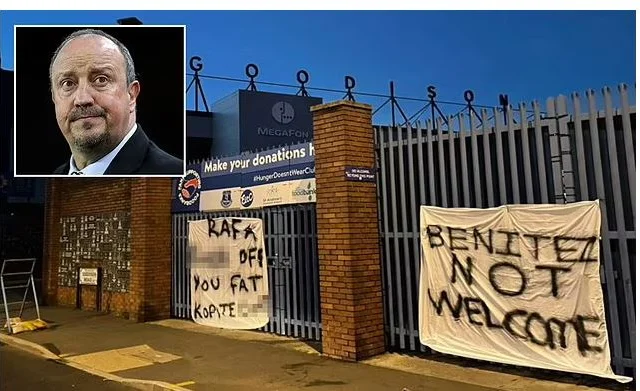 Buuranoow, Kuma Doonayno! Jamaahiirta Everton Oo Colaadda Liverpool
