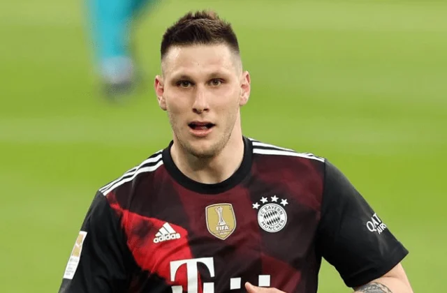 Chelsea Oo Qarka U Saaran Saxeexa Difaaca Bayern Munich Ee Uu Van Dijk