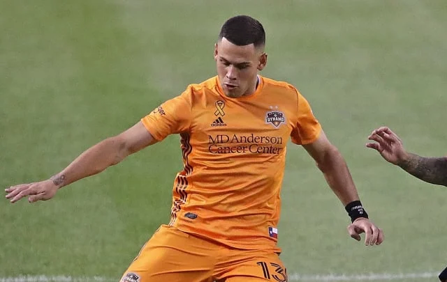 Christian Ramirez goes to Aberdeen