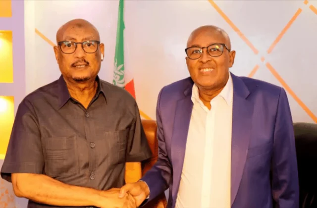 DEG DEG: Xisbiyada mucaaridka S/L oo ku dhawaaqay isbaheysi …