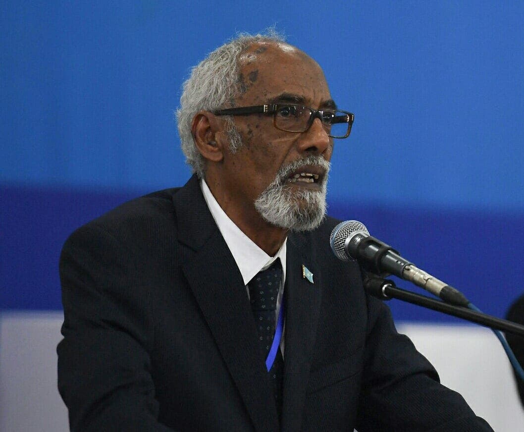 Daawo: Jawaari oo raali gelin u diray madaxweynaha Jabuuti -…