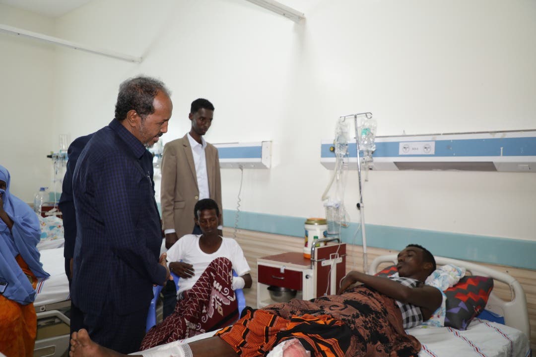 Daawo: Xasan Sheekh oo booqday dhaawacyada weerarkii WISIL, …